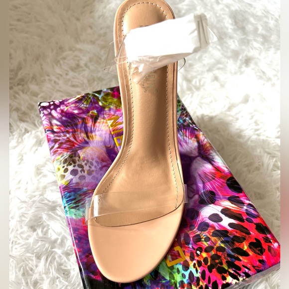 🌸Carpe Robbin Women’s Sandal - Picture 4 of 6